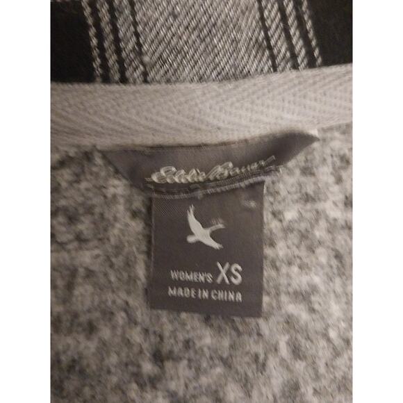 Eddie Bauer Women’s XS Gray Fleece Knit Hooded Jacket Quilted Sleeves & Full Zip - Picture 6 of 15